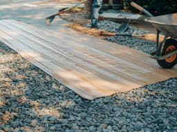 Jaką geokratę na podjazd wybrać, aby uniknąć problemów z obciążeniem?