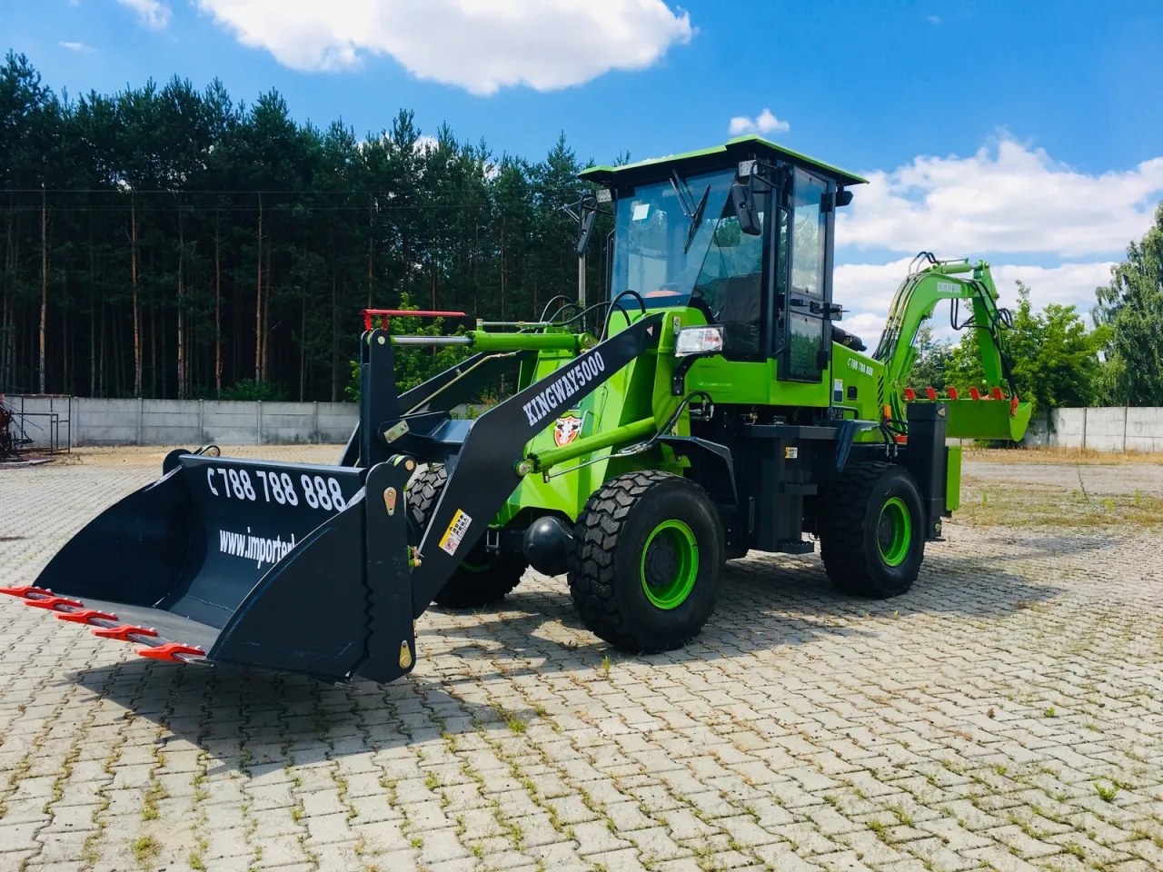 Ile waży koparko ładowarka? Zaskakujące różnice w wagach modeli