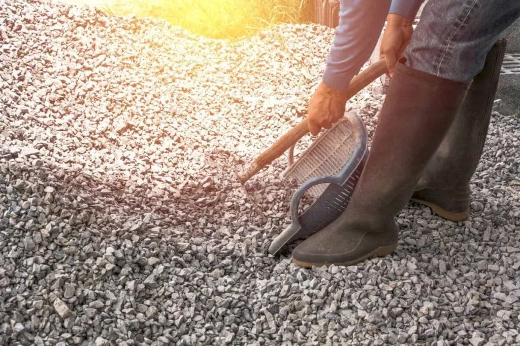 Ile kosztuje tona kruszywa na podjazd? Sprawdź ceny i porady