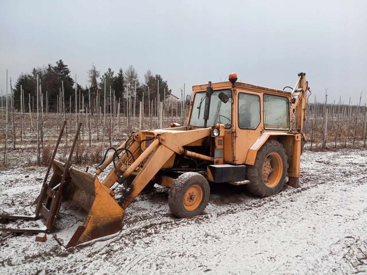 Koparko ładowarka Ostrówek KTO-162: Historia, specyfikacje i ceny